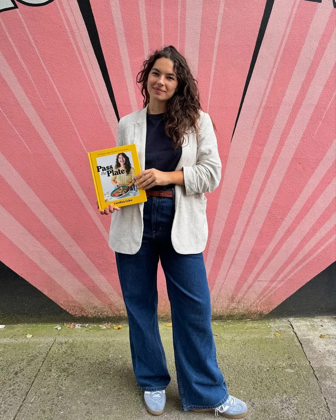 Pass the Plate is officially out into the world and so are allll my pub date feels! Thank you for your incredible support, I’m eternally grateful for you!
I was always embarrassed to share the behind the scenes of my recipes and videos because I was afraid I wouldn’t be taken seriously with what little I had. I’m more than proud to share that now to hopefully inspire you to make the most out of what you have and embrace your dreams!
Somehow, with these few things, I was blessed because you found me. It’s because of you I am able to write this chapter of my life and live my cooking dream.
Thank you to the incredible team that brought this book to life, I couldn’t have done this without you:
Photography: @nschinco
Food Styling: @kaitlinwayne
Food Styling Assist: @james_tenenhouse @niksterrz
Prop Styling: @maeve_sheridan
Photo Assist: @mr_carnevale @angelinazuccaro_
Publisher: @clarksonpotter
Editor: @jennsit
Editor Assist: @elainehennig
Book Agent: @nicoletourtelot
Marketing & PR: @steph11185 @natalieyeracampbell
Recipe Tester: @bookandsalt
Designer: @iadingman
SEE YOU TOMORROW ON THE FIRST STOP OF MY BOOK TOUR 💛💛💛💛💛💛💛
#cookbook #cooking #behindthescenes #PassThePlate